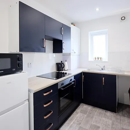 A Modern & Welcoming Apartment Мидлсбро Экстерьер фото